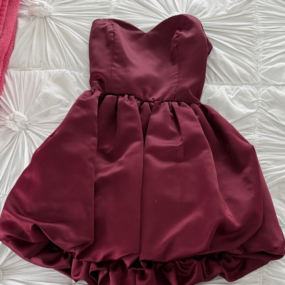 Shanna Gall Petite size 2 custom Burgundy mini bubble strapless dress-lines